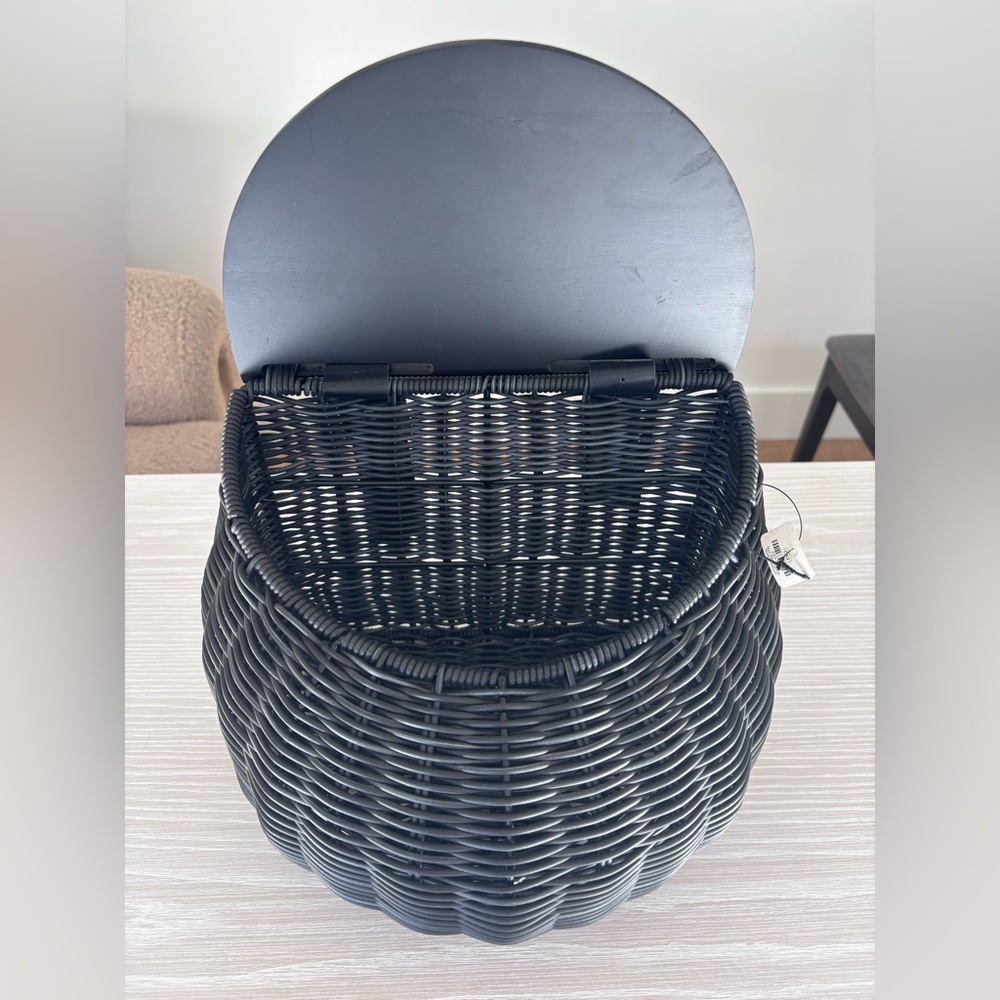 CB2 Black Woven Bike Basket - Picture 6 of 7